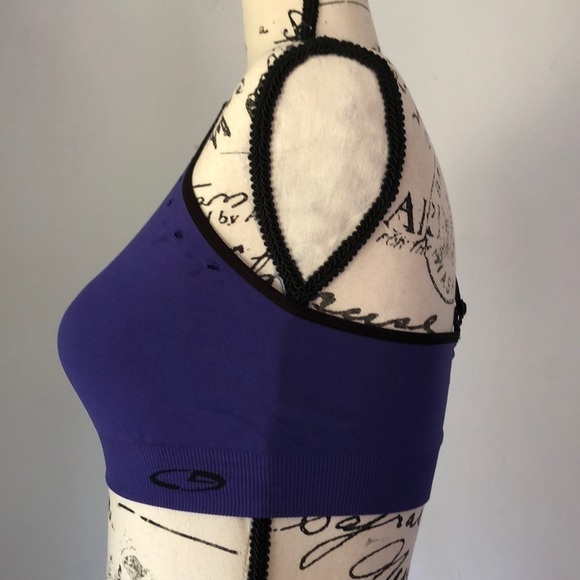 Champion Sports Bra - Picture 3 of 6